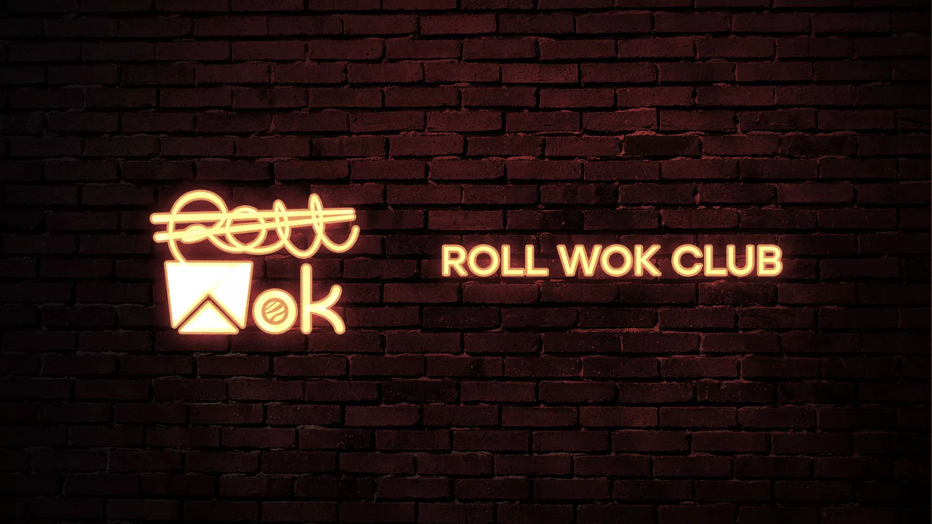 Разработка логотипа суши-бара «Roll Wok Club» в Инсаре
